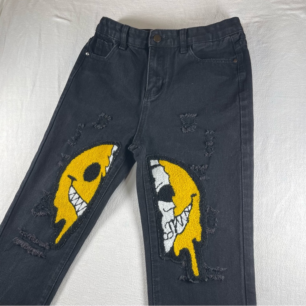 Classic Kids Black Jeans with Yellow Patch Smiley Design size 13y
